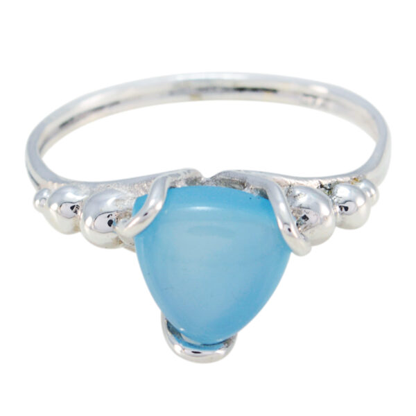 Good Gemstones Triangle Cabochon Chalcedony ring